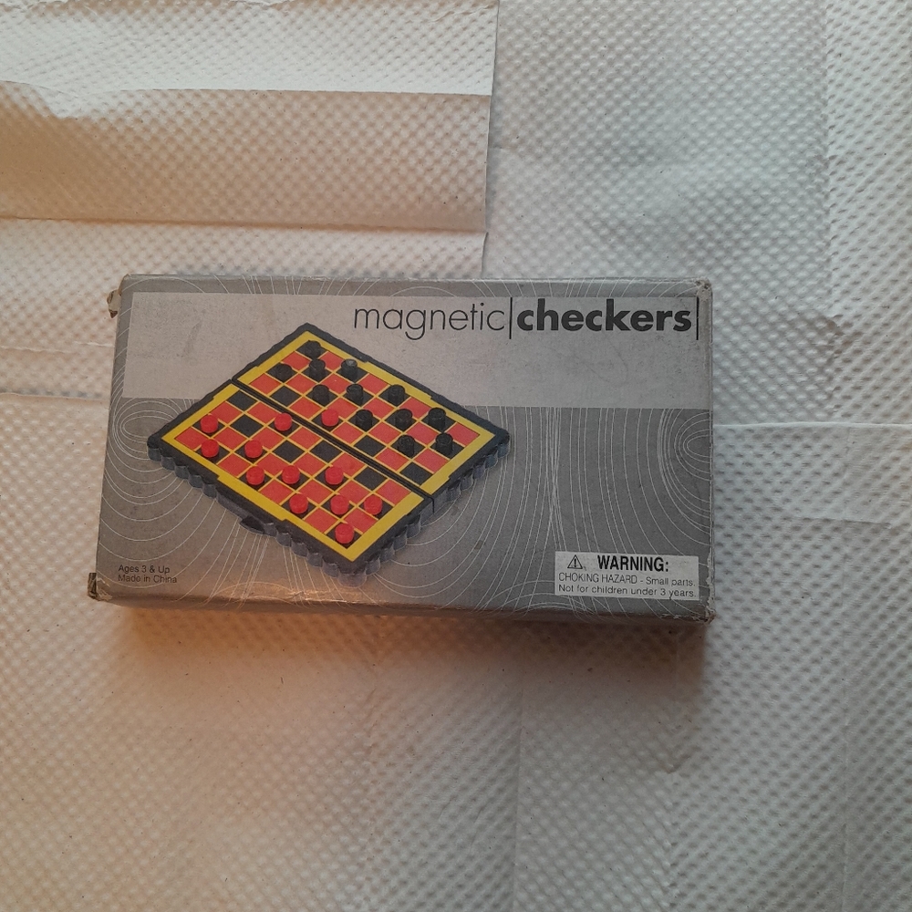 Magnetic Checkers - Picture 2 of 3